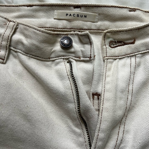 PacSun Ultra High Rise Flare Carpenter Jeans - Picture 4 of 4